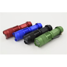 High Power Clip Mini Zoom Lampe de poche